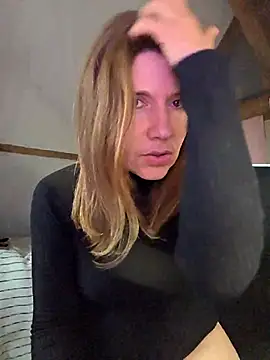 Lina lou4 online show from November 14, 12:20 pm