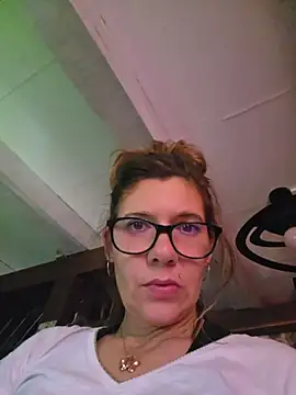 Lina lou4 online show from July 19, 1:41 pm