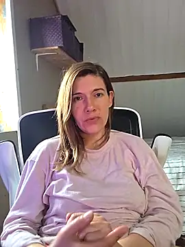 Lina lou4 online show from December 19, 9:11 am