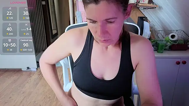 Lina lou4 online show from June 19, 3:40 pm