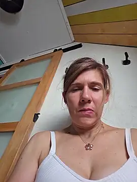 Lina lou4 online show from July 7, 3:26 pm