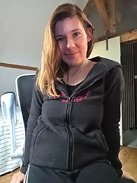 Lina lou4 online show from January 19, 9:13 am