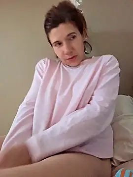 Lina lou4 online show from October 4, 3:46 pm