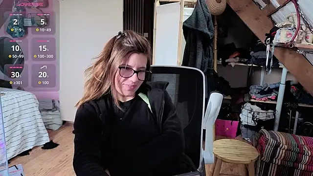 Lina lou4 online show from March 8, 3:26 pm