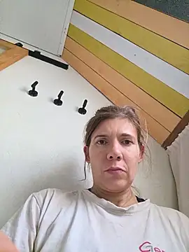 Lina lou4 online show from July 24, 11:17 am