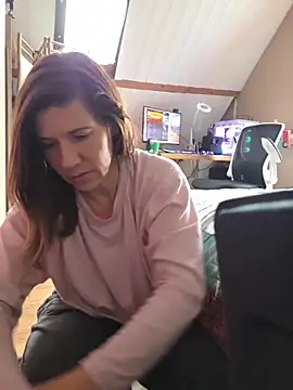 Lina lou4 online show from December 20, 10:07 am