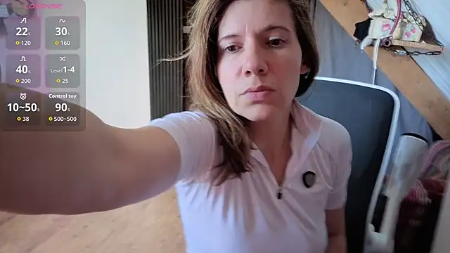 Lina lou4 online show from April 14, 3:28 pm