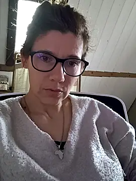 Lina lou4 online show from March 9, 1:04 pm