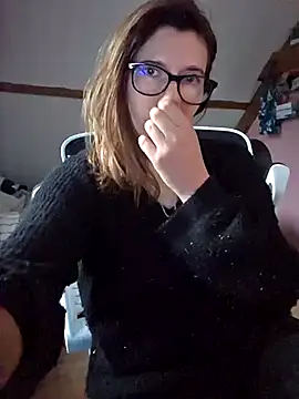 Lina lou4 online show from October 28, 4:28 pm