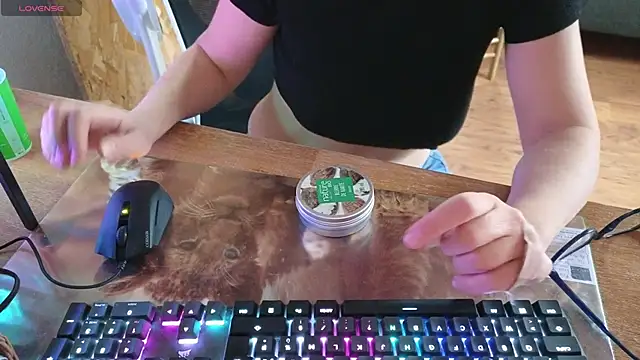 Lina lou4 online show from March 14, 5:13 pm