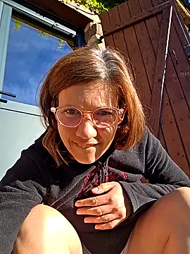 Lina lou4 online show from October 8, 7:54 am