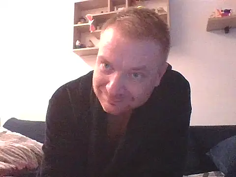 82liska online show from December 22, 11:05 pm