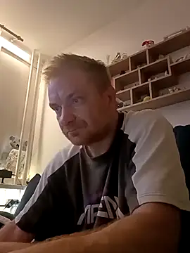 82liska online show from March 12, 5:06 pm