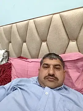 Amandev7 online show from February 25, 3:34 pm