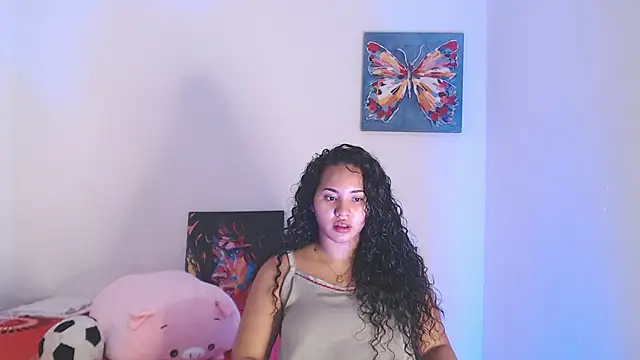 luciana keating online show from October 19, 4:26 am