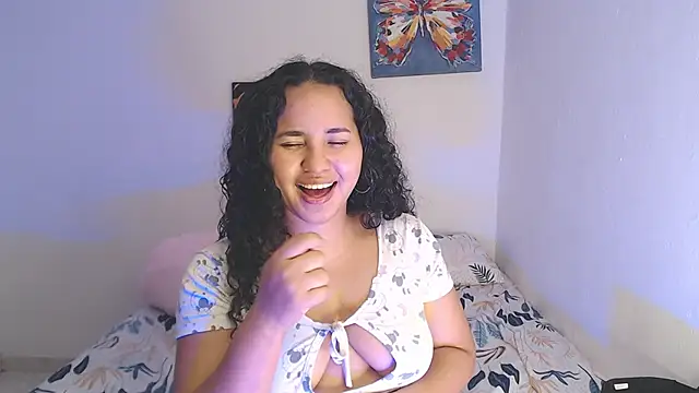 luciana keating online show from November 4, 2:26 am