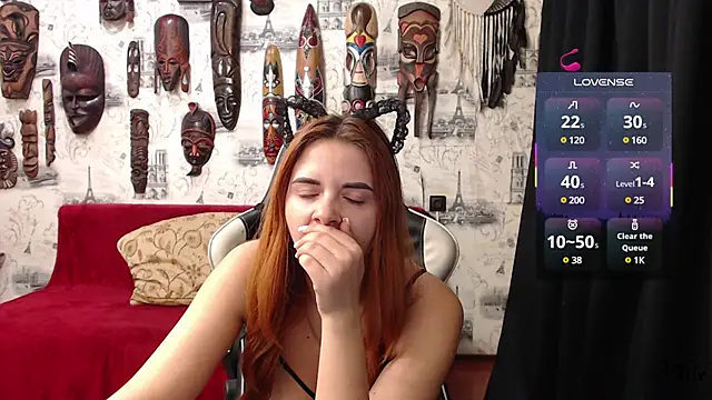 Snapshot of CrazyLaGirl chatting on January 30, 12:18 am CrazyLaGirl online show from January 30, 12:18 am