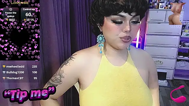 Snapshot of cherry_RED5 chatting on December 27, 1:18 pm cherry RED5 online show from December 27, 1:18 pm