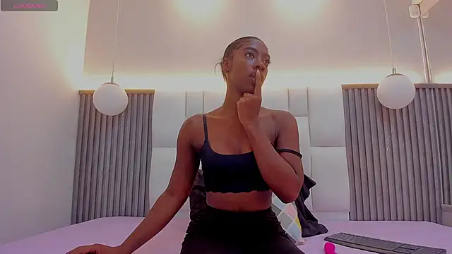 Snapshot of tyra_jackson chatting on September 25, 11:49 am tyra jackson online show from September 25, 11:49 am