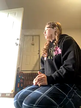 Dakota 02 online show from September 29, 12:55 pm