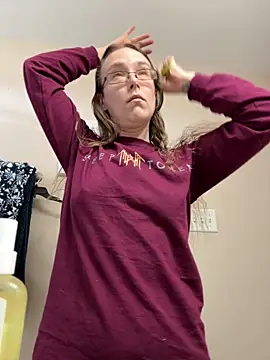 Dakota 02 online show from February 19, 3:42 pm