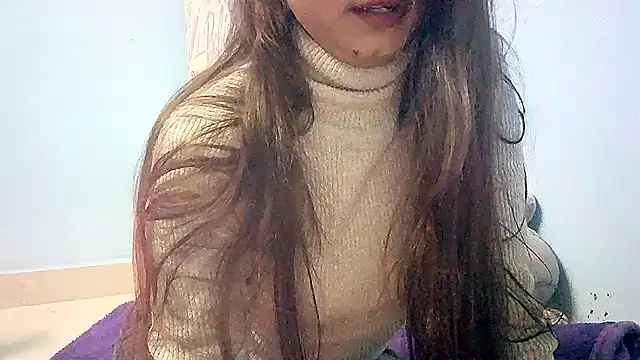 Snapshot of lovelydesi21 chatting on January 16, 1:36 pm lovelydesi21 online show from January 16, 1:36 pm