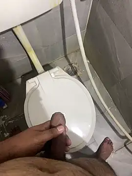 Snapshot of Rahuldhe22 chatting on January 9, 10:20 pm Rahuldhe22 online show from January 9, 10:20 pm