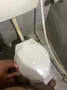 Snapshot of Rahuldhe22 chatting on January 16, 7:31 pm Rahuldhe22 online show from January 16, 7:31 pm