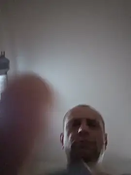 Roman0798 online show from May 14, 3:58 am
