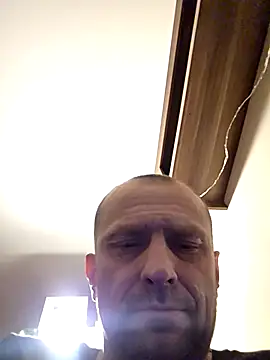 Snapshot of Roman0798 chatting on November 29, 1:17 am Roman0798 online show from November 29, 1:17 am