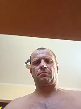 Roman0798 online show from May 29, 2:34 pm