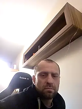 Roman0798 online show from December 22, 2:39 pm