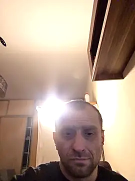 Roman0798 online show from December 16, 6:39 am