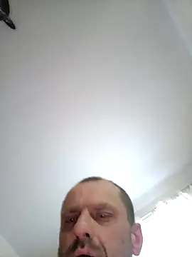 Snapshot of Roman0798 chatting on February 27, 6:35 am Roman0798 online show from February 27, 6:35 am