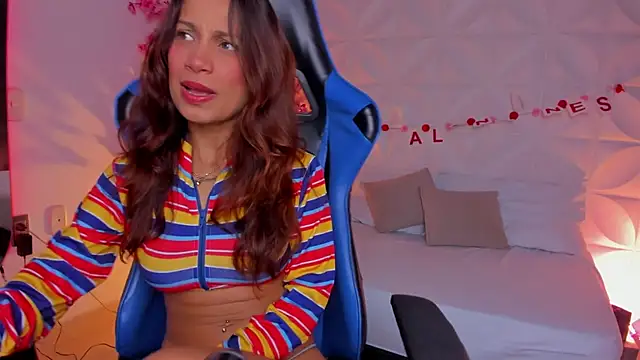 cora 22 online show from February 15, 12:15 pm