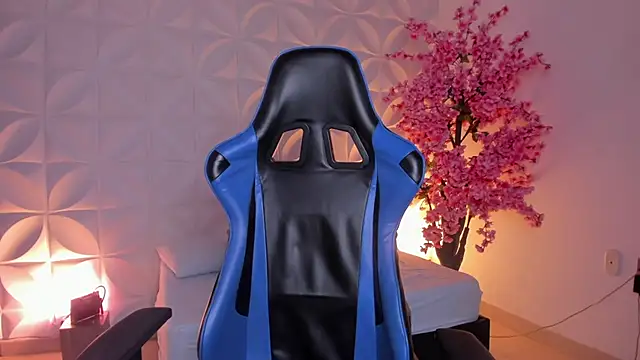 cora 22 online show from February 28, 12:49 pm