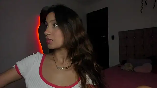 Snapshot of cora_22 chatting on May 20, 3:03 am cora 22 online show from May 20, 3:03 am