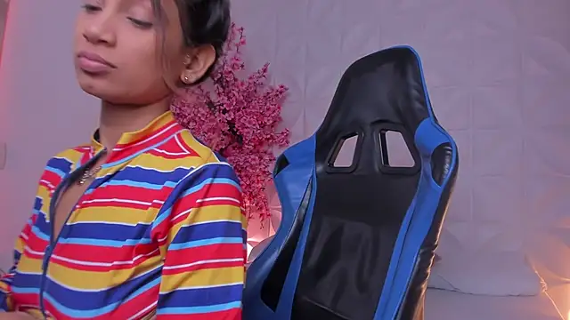 cora 22 online show from February 5, 12:56 pm