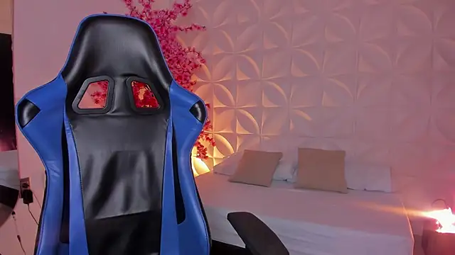 cora 22 online show from February 25, 12:49 pm