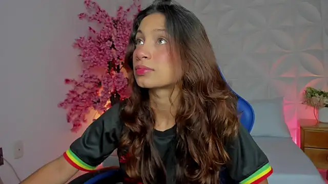 cora 22 online show from April 8, 12:50 pm