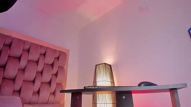 swt kahia online show from November 28, 1:28 am