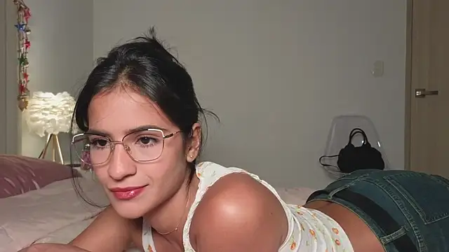 I am kat online show from March 28, 3:51 am