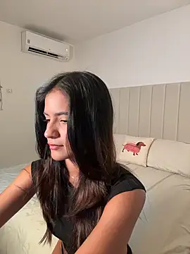 Snapshot of I_am_kat chatting on October 23, 1:26 am I am kat online show from October 23, 1:26 am