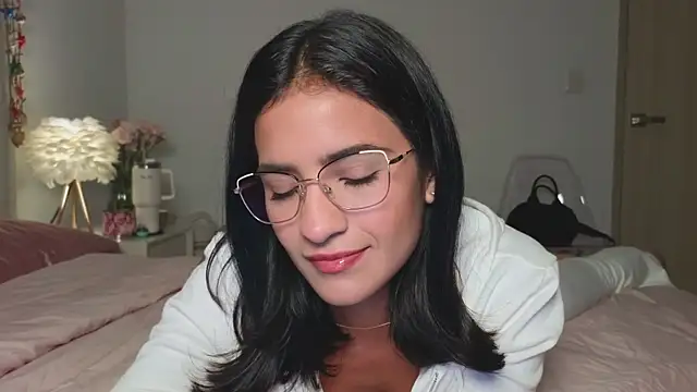 I am kat online show from March 19, 3:28 am