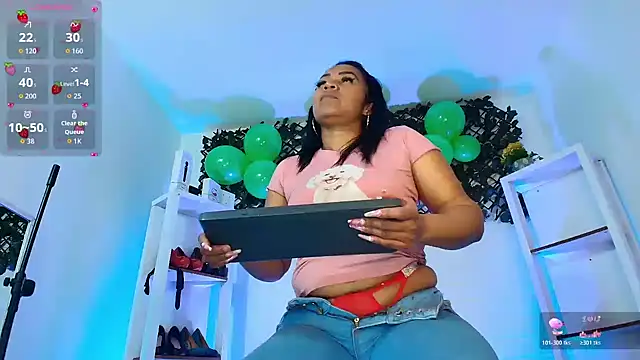 louise nails online show from March 28, 2:07 pm