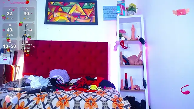 Snapshot of louise_nails chatting on November 21, 4:06 pm louise nails online show from November 21, 4:06 pm