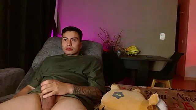 jasson n emma online show from March 7, 8:10 am