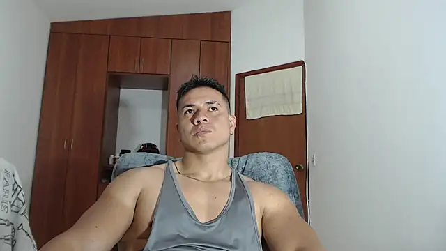 Snapshot of alessandromancini92 chatting on October 26, 9:37 pm alessandromancini92 online show from October 26, 9:37 pm