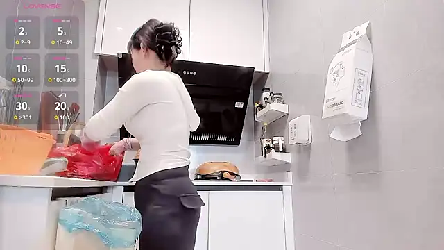 Vivian-6 online show from March 30, 12:34 am