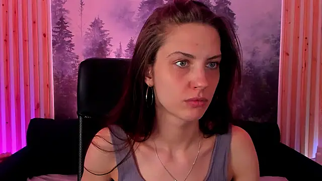 Snapshot of EmilyWilden chatting on March 10, 11:23 am EmilyWilden online show from March 10, 11:23 am